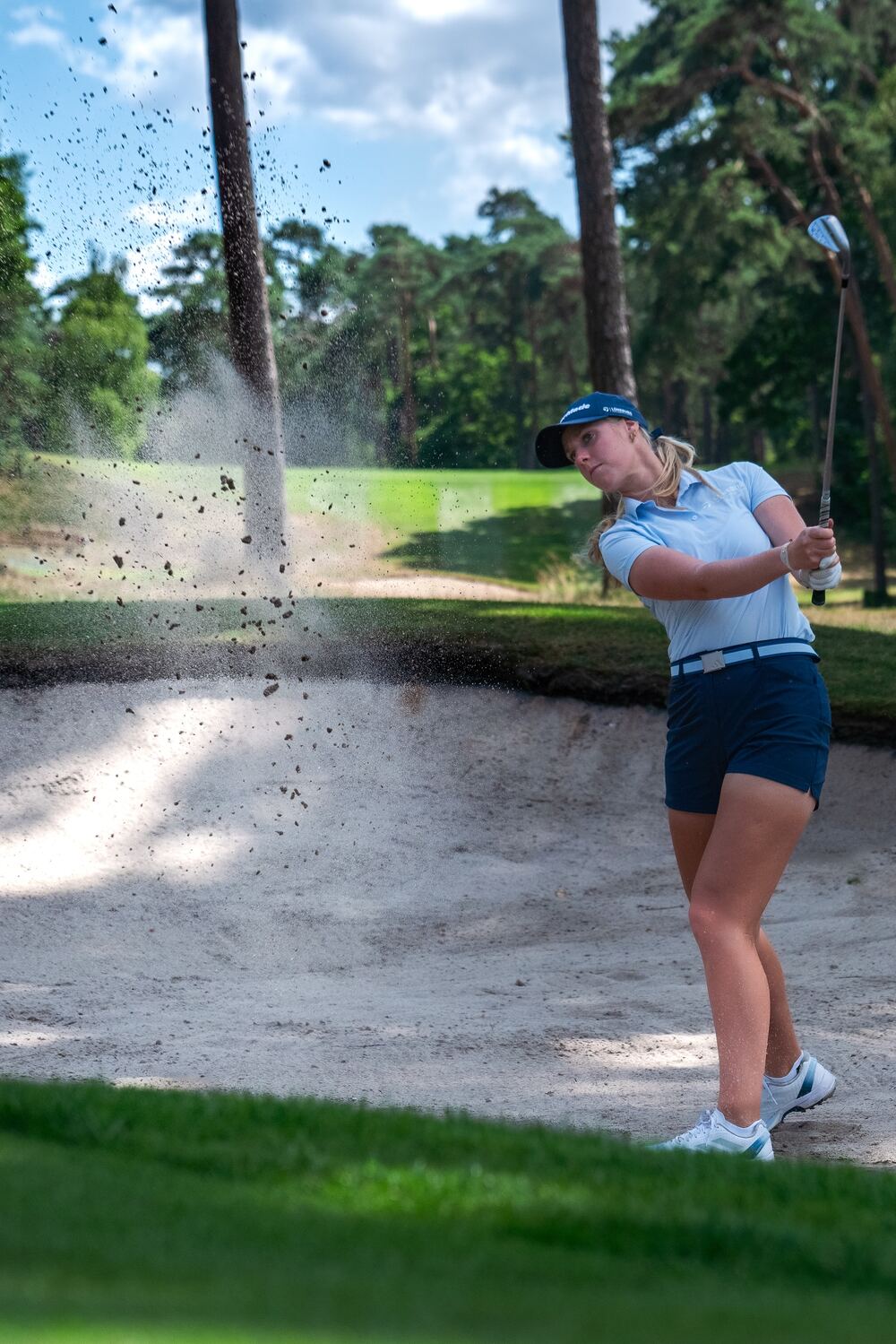 Leonie Wulfers beim Bunkerschlag